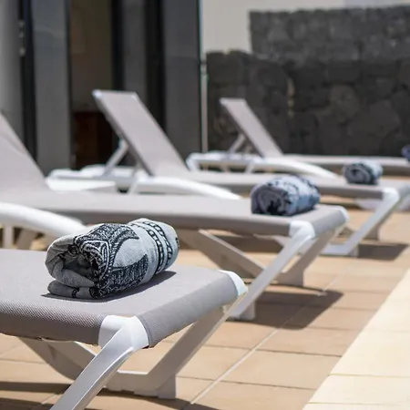 Vila Exquisite Lanzarote | Stella Lucente | 2 Bedrooms | Private Pool & Enchanted Terrace | Playa Blanca (Lanzarote)